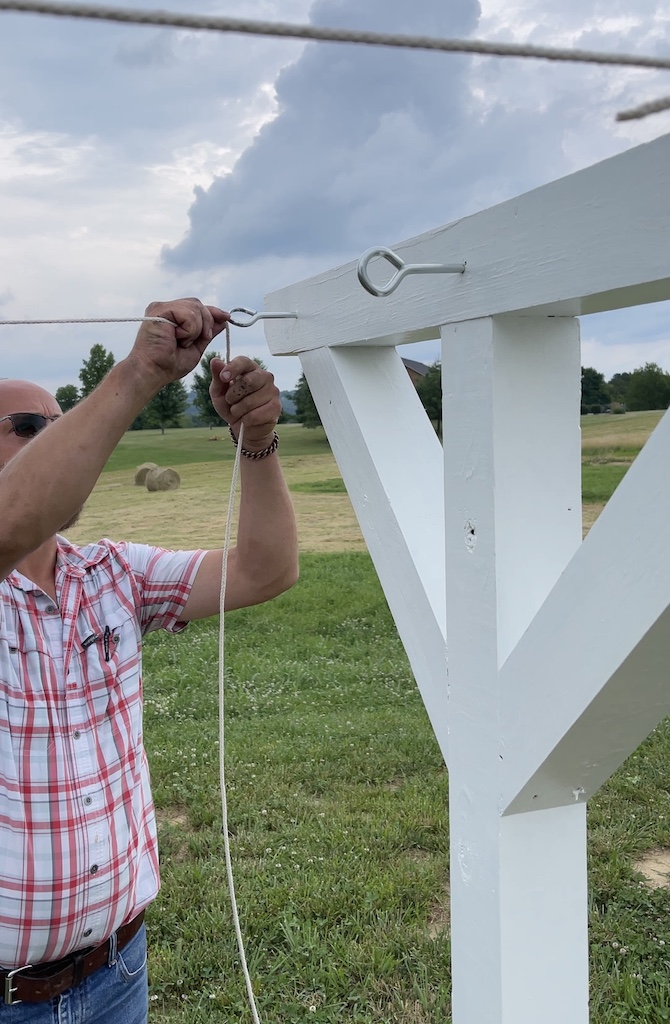 How to build an Old-Fashioned Post and Rope Clothesline, country
